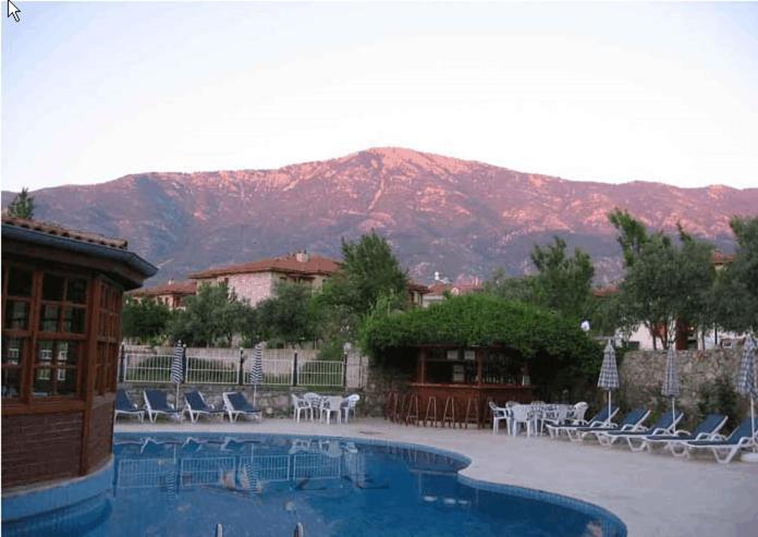 אולודניץ Elze Hotel מראה חיצוני תמונה