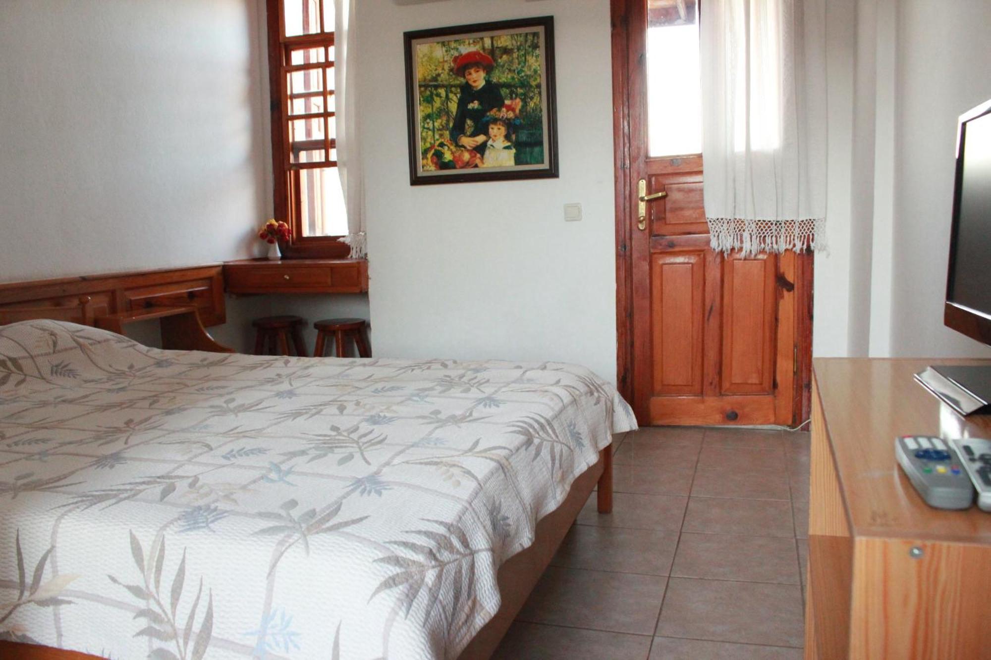 אולודניץ Elze Hotel מראה חיצוני תמונה