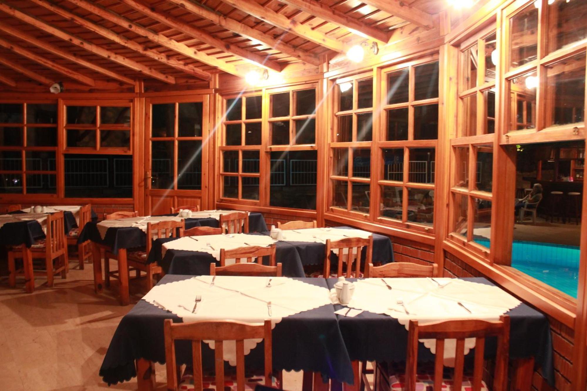 אולודניץ Elze Hotel מראה חיצוני תמונה