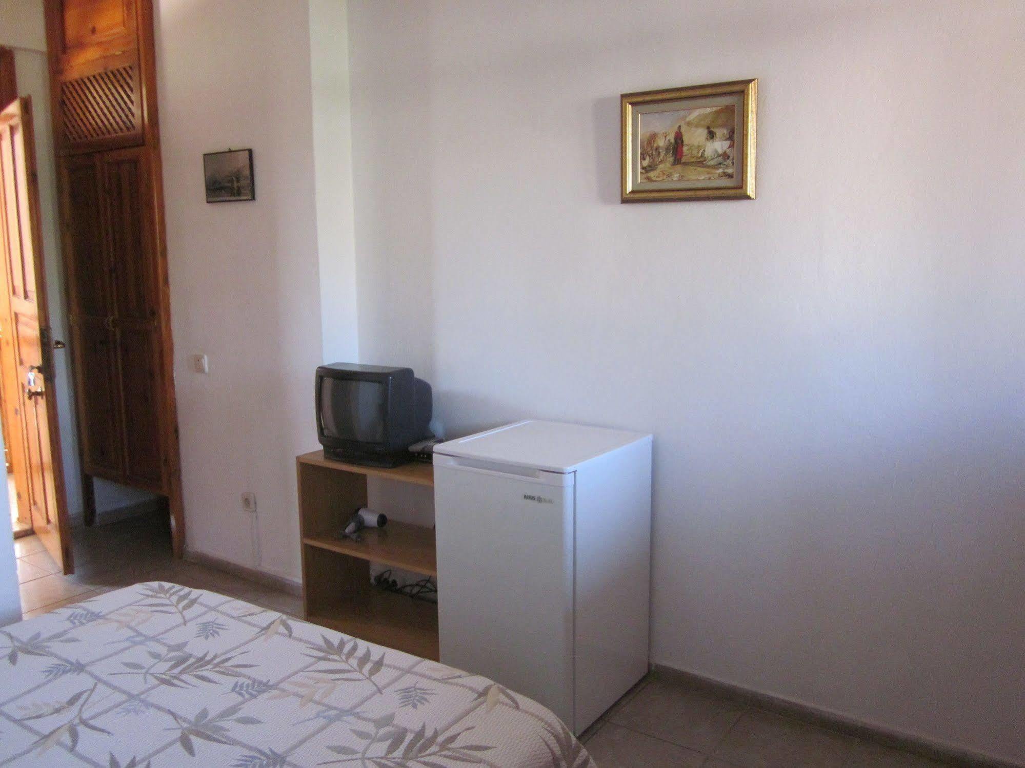 אולודניץ Elze Hotel מראה חיצוני תמונה